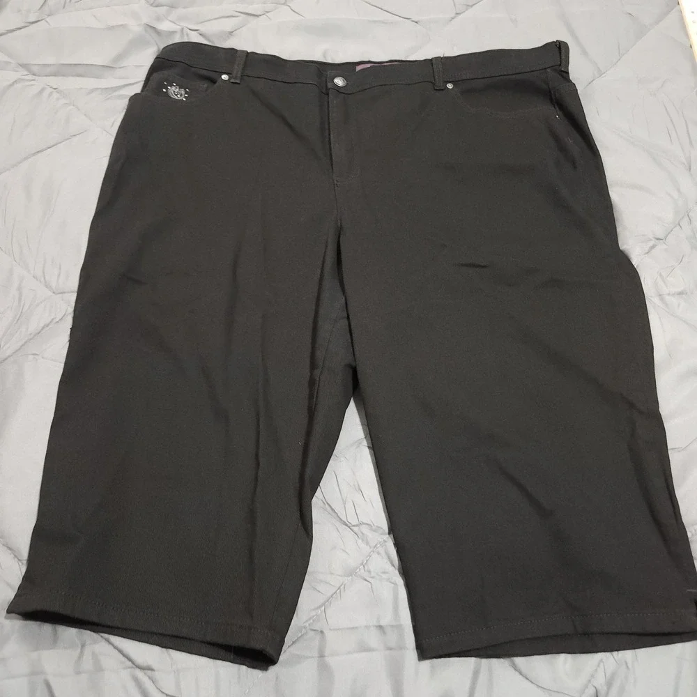 Gloria Vanderbilt Amanda Capri Women's 24W 46x18‎ High Rise Black Stretch Denim